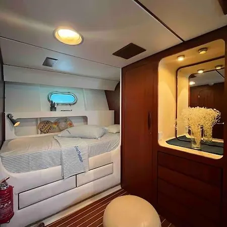 Botel Admiral 18s Sea Panther Yacht,malta