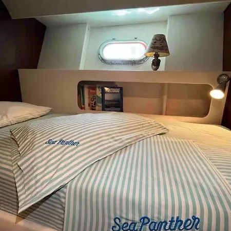 Admiral 18s Sea Panther Yacht,malta Botel *